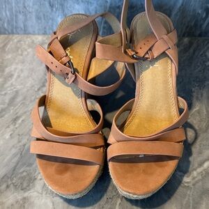 Splendid anthropology Tan Strappy Sandals espadrilles 8 1/2